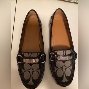 Women’s Coach Loafers Navy Size 7